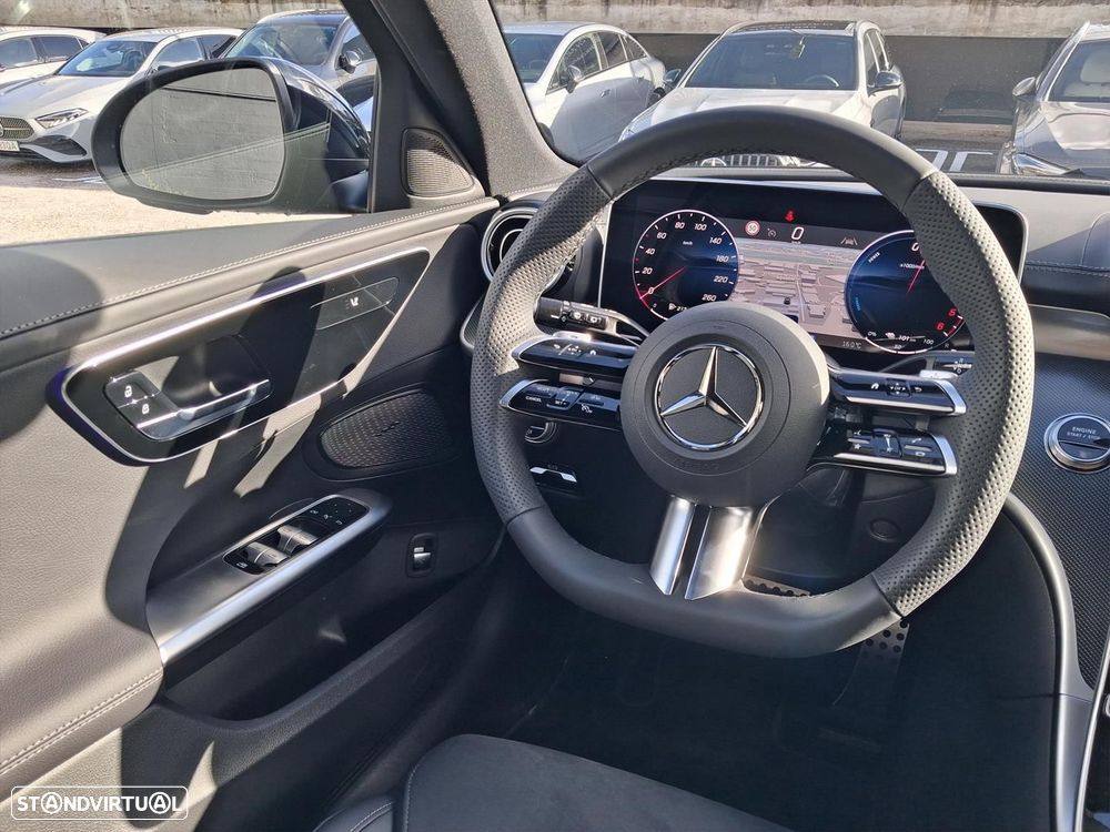 Mercedes-Benz C 300 de AMG Line - 16