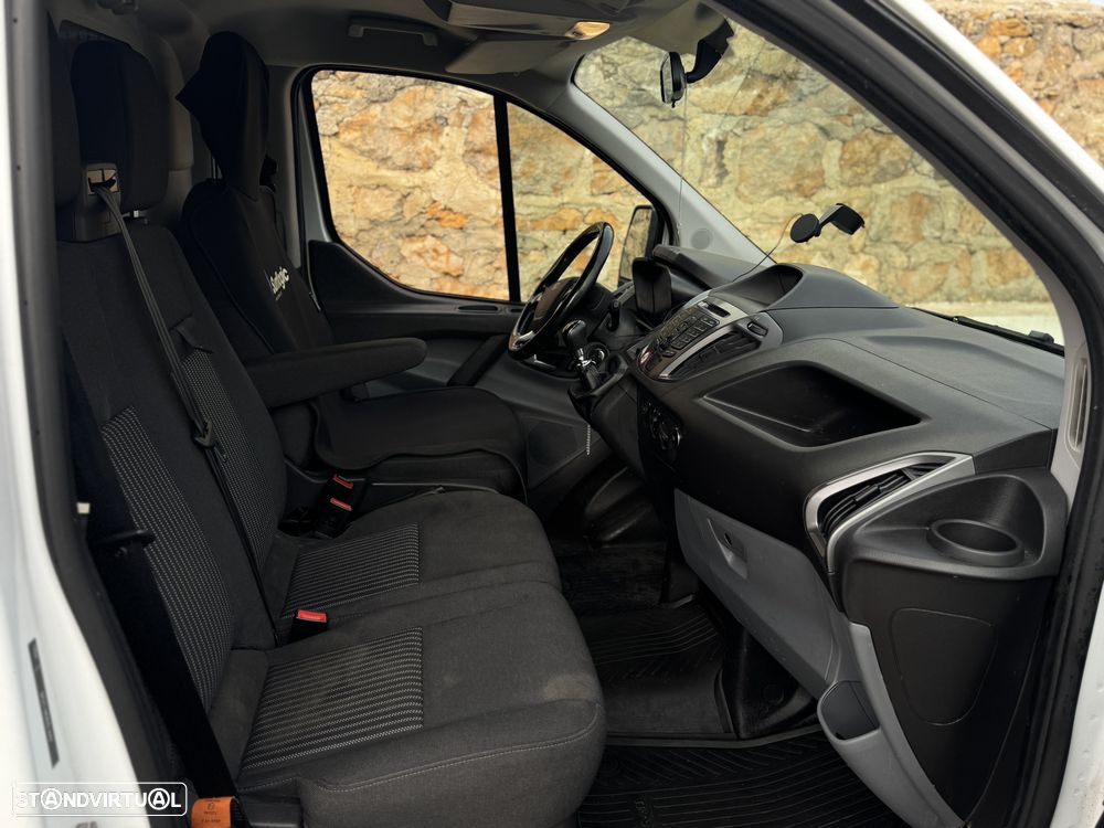 Ford Transit Custom - 9