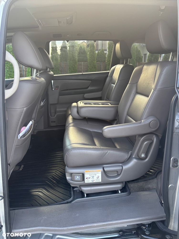 Honda Odyssey 2015 photo 5