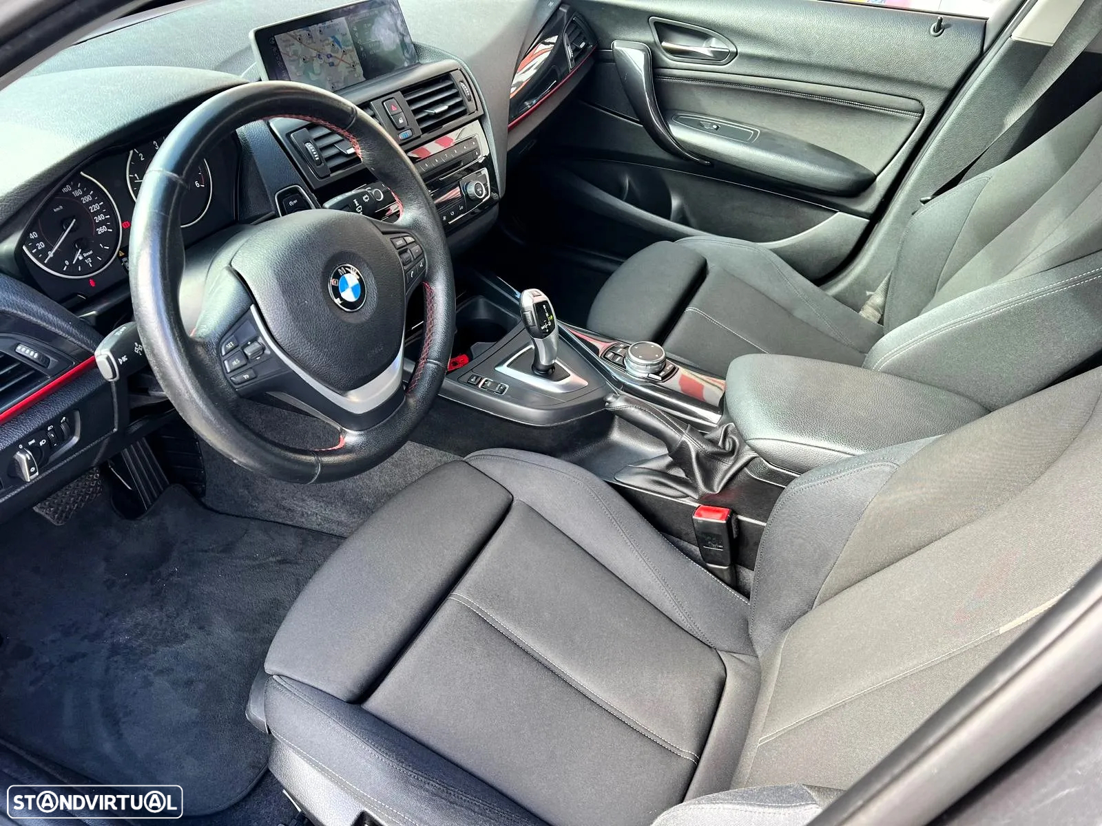 BMW 118 dA Line Sport - 16