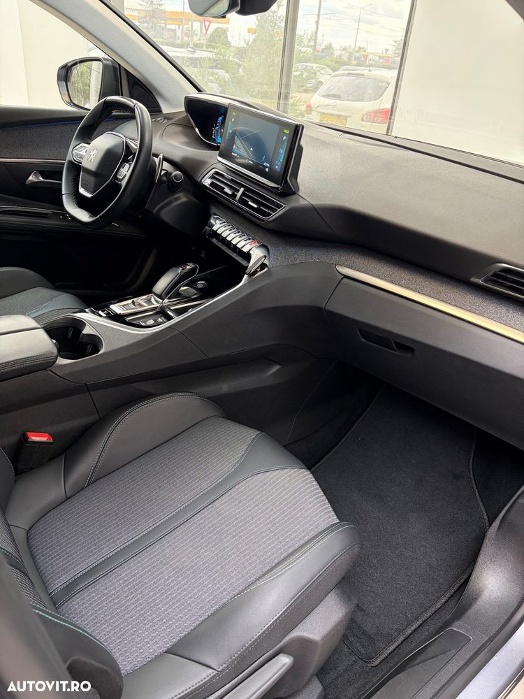 Peugeot 3008 Hybrid4 300 e-EAT8 Allure Pack - 10