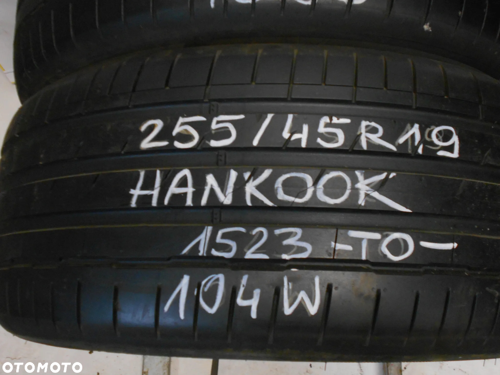 OPONY  255/45R19 HANKOOK VENTUS S1 EVO3 EV TO DOT 1523 8MM - 3