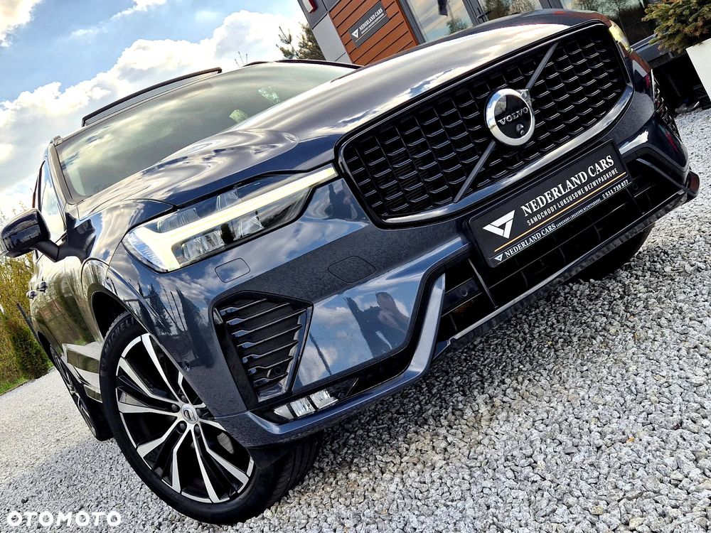 Volvo XC 60 B4 B Plus Dark - 32