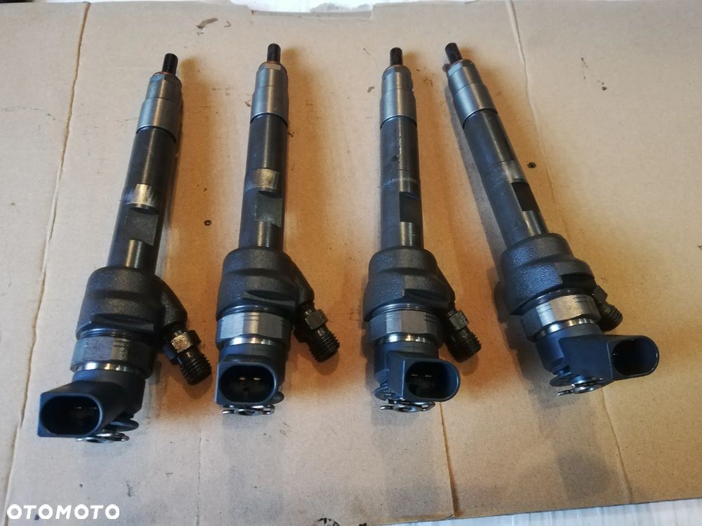 Wtryskiwacze BMW F22 779844606 - 1