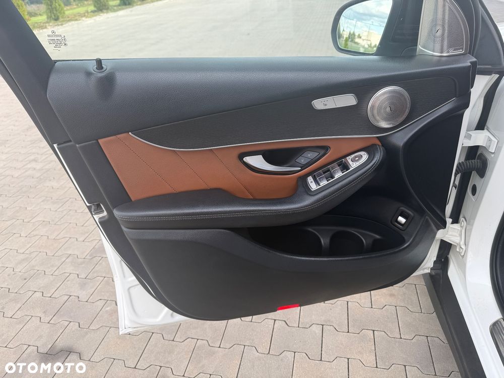 Mercedes-Benz GLC 220 d 4-Matic - 23