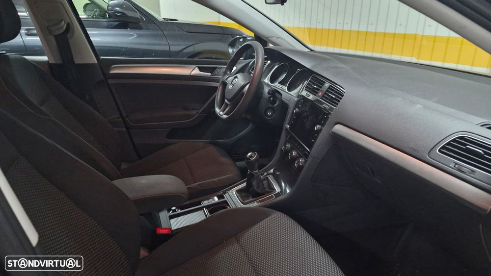 VW Golf Variant 1.0 TSI Confortline - 4