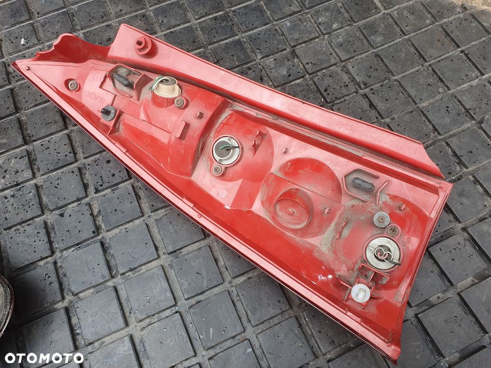 MAZDA PREMACY LIFT LAMPA PRAW TYLNA PRAWY TYŁ - 6