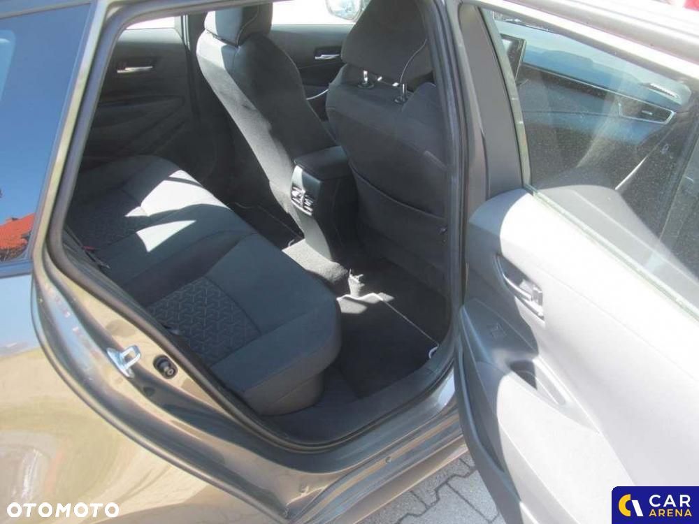Toyota Corolla - 17