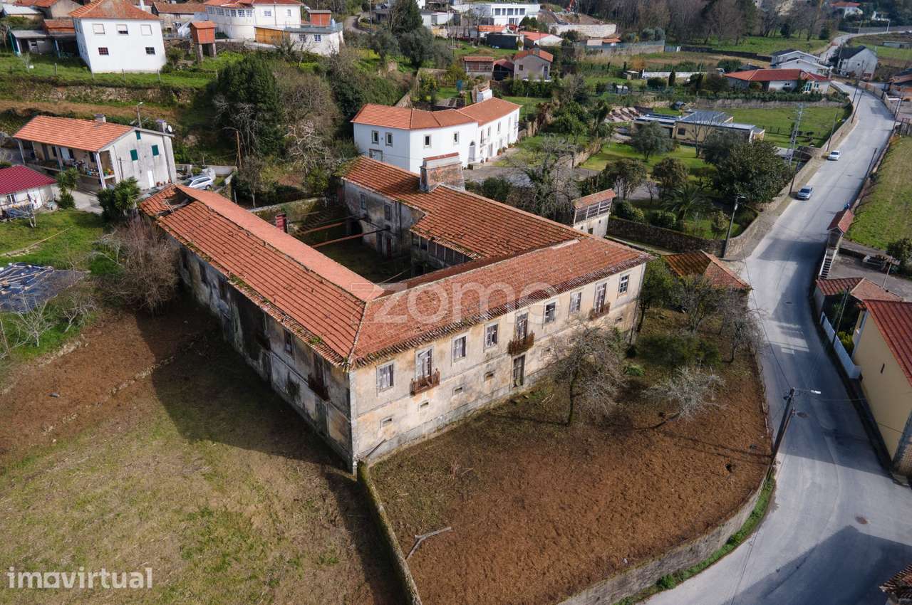 Investimento Imperdível: Prédio em Romariz, Santa Maria da Feira. - Grande imagem: 4/60