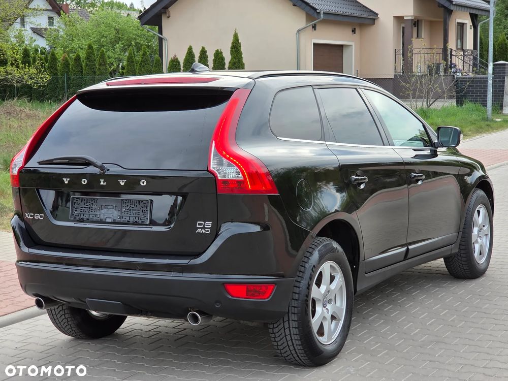 Volvo XC 60 D5 AWD Edition Pro - 5
