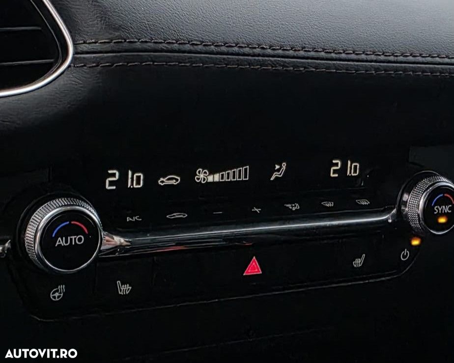 Mazda 3 - 8