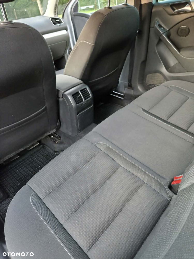Volkswagen Golf 1.6 TDI DPF Team - 12