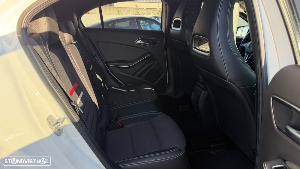 Mercedes-Benz A 180 d Urban - 18