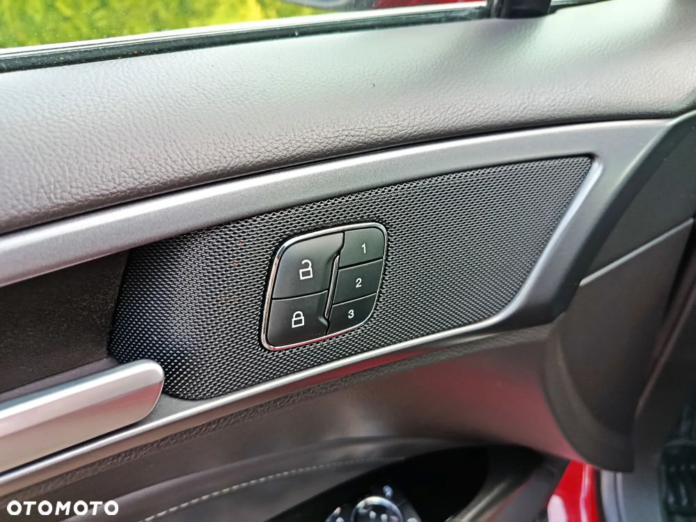 Ford Mondeo 2.0 TDCi Titanium PowerShift - 25