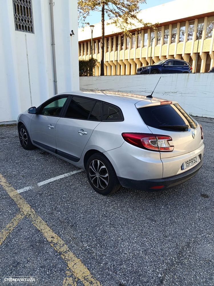 Renault Mégane Sport Tourer ENERGY dCi 110 Start & Stopp Dynamique - 3