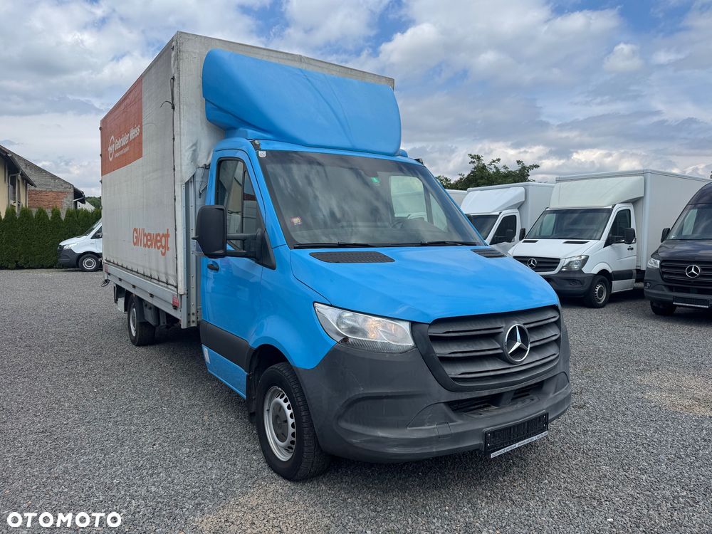Mercedes-Benz Sprinter - 2