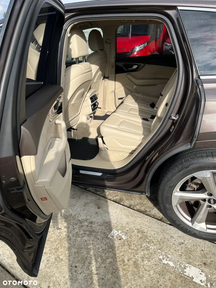 Audi Q7 - 27