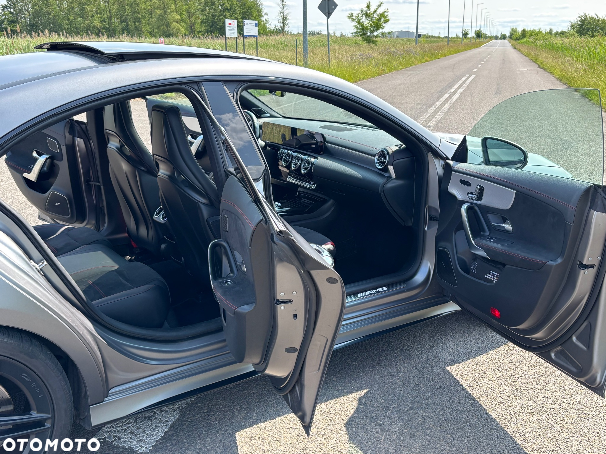 Mercedes-Benz CLA AMG 35 4-Matic 7G-DCT - 12