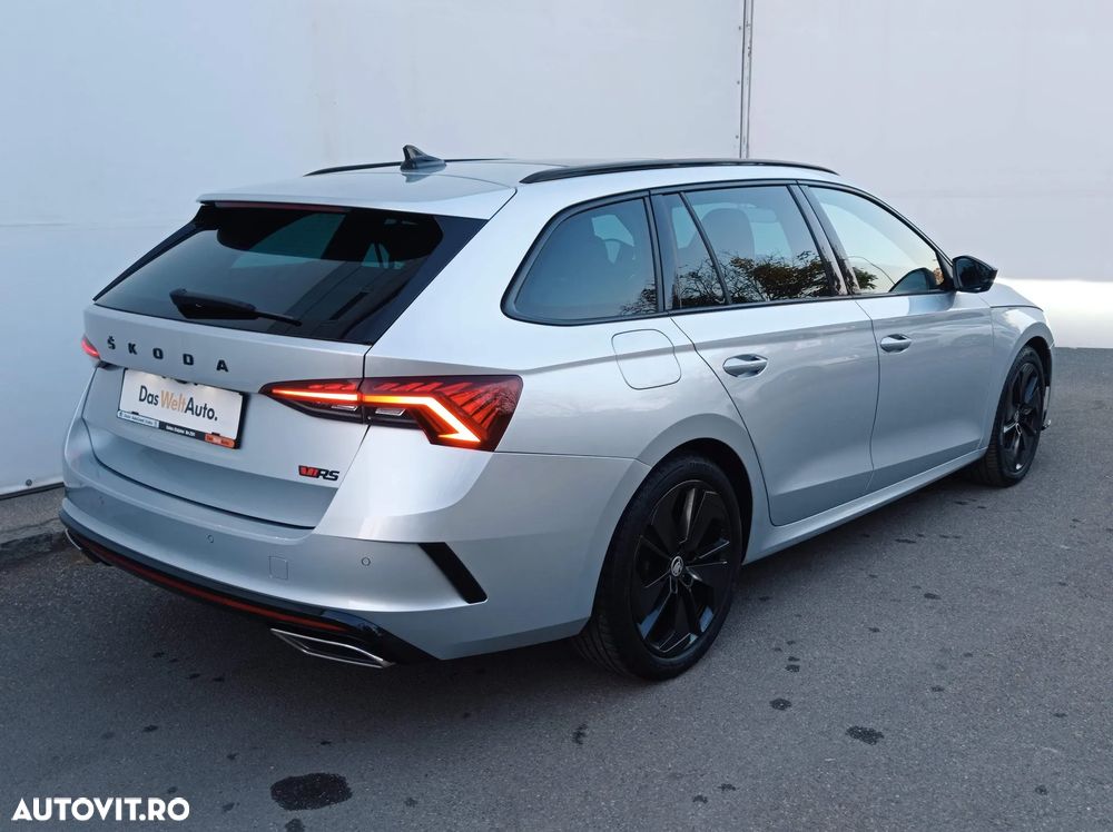 Skoda Octavia Combi RS 2.0 TDI DSG 4X4 - 10