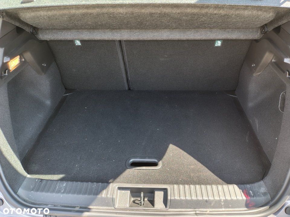 Mitsubishi ASX - 10