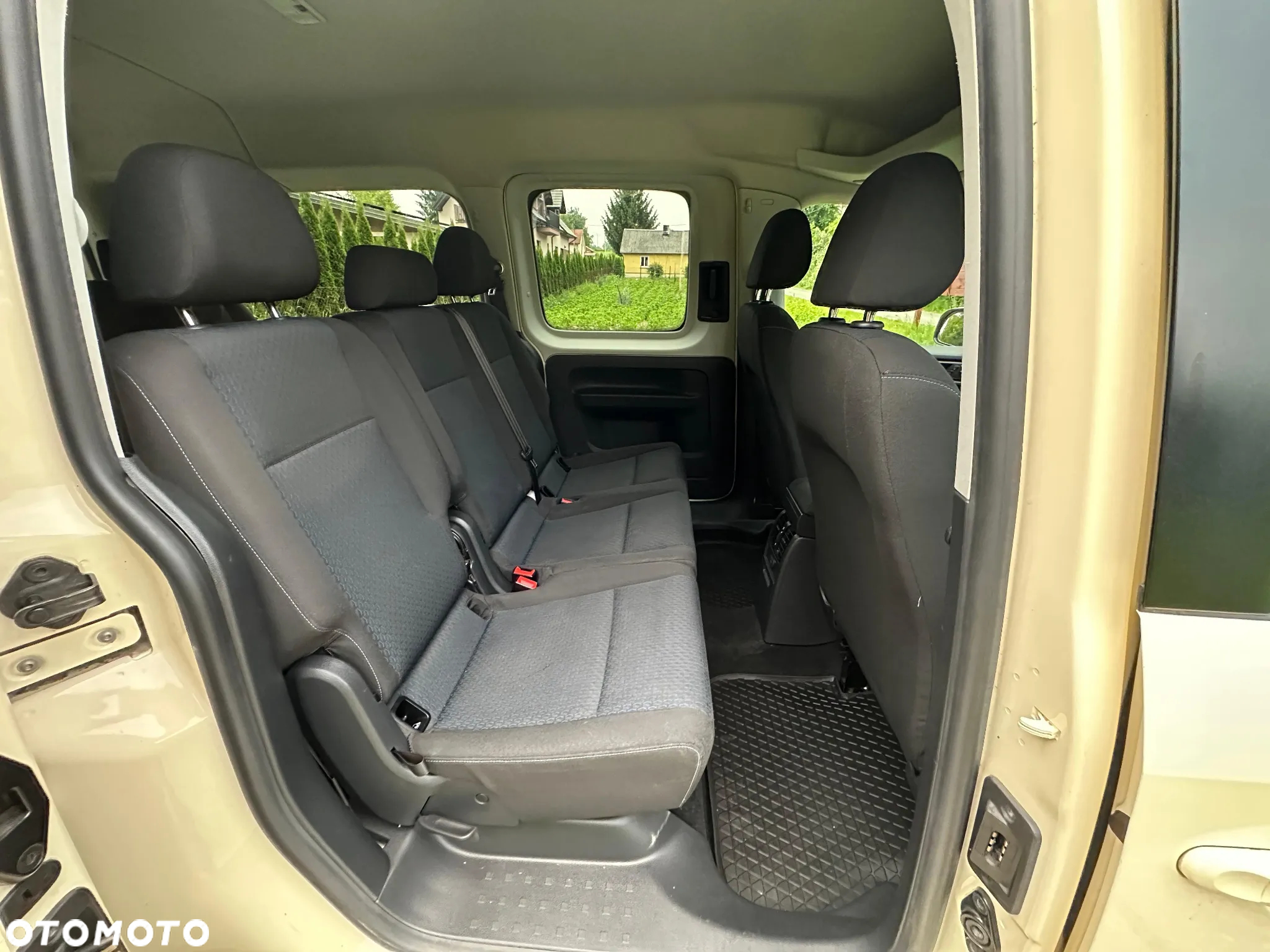 Volkswagen Caddy 1.4 BiFuel TGI (7-Si.) DSG Maxi Family - 18