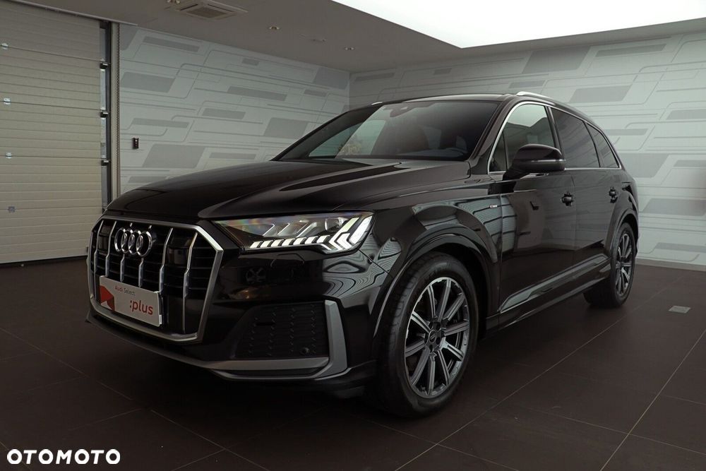 Audi Q7 - 1