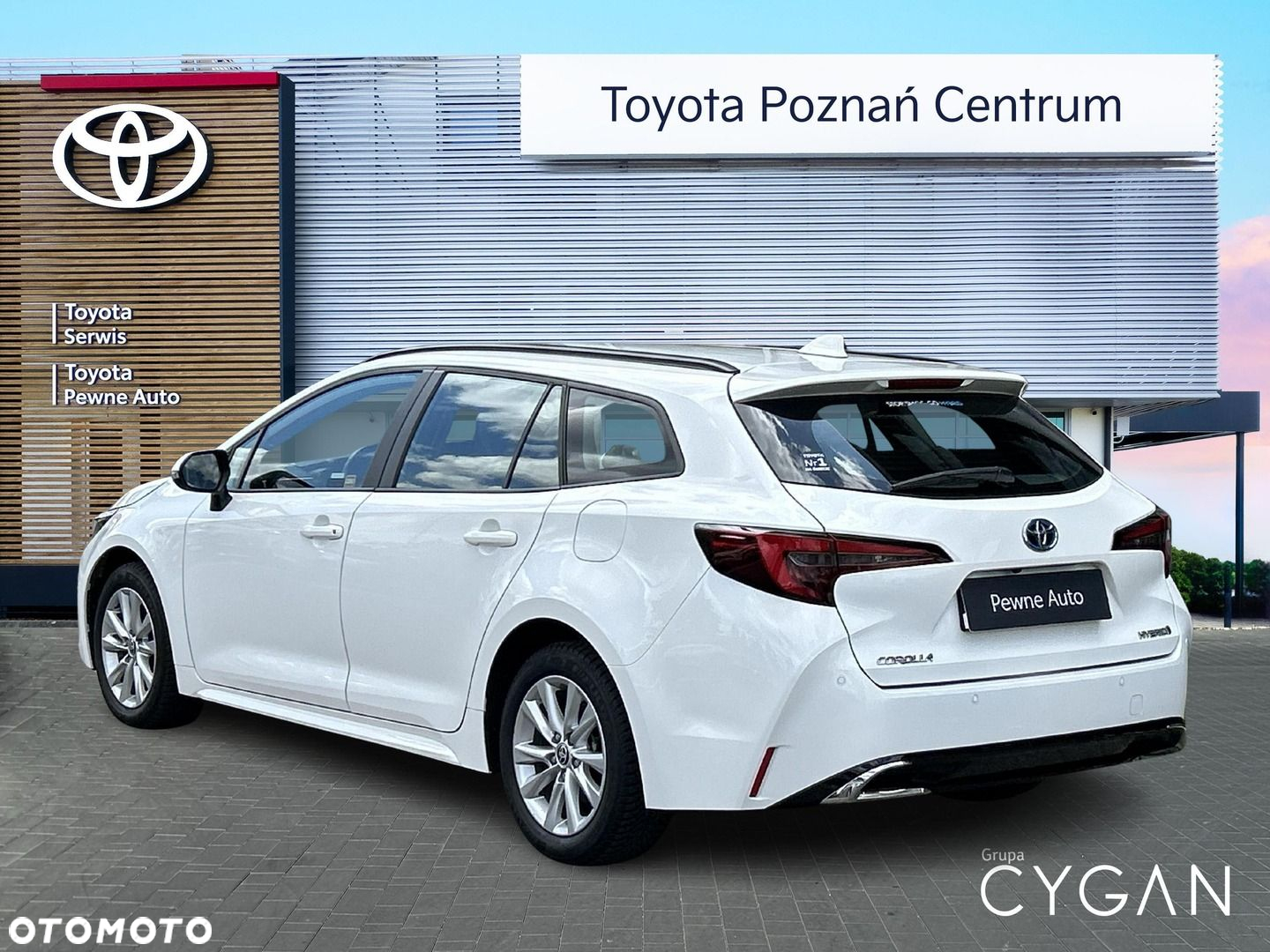 Toyota Corolla - 4