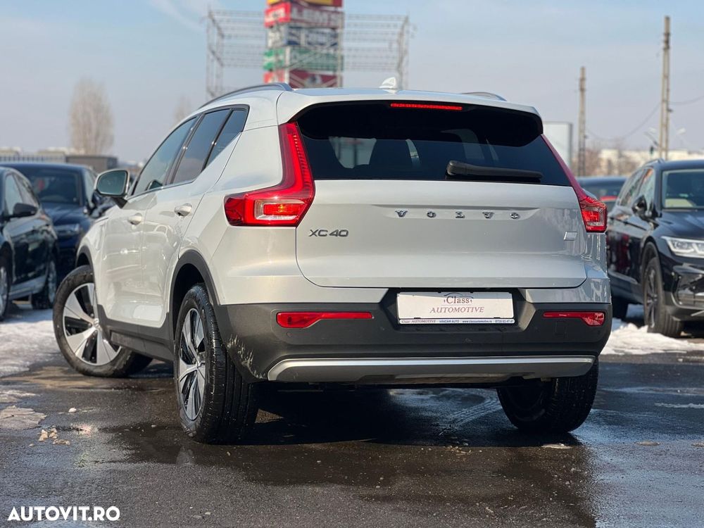 Volvo XC 40 Recharge T5 Twin Engine AT7 Inscription Expression - 5