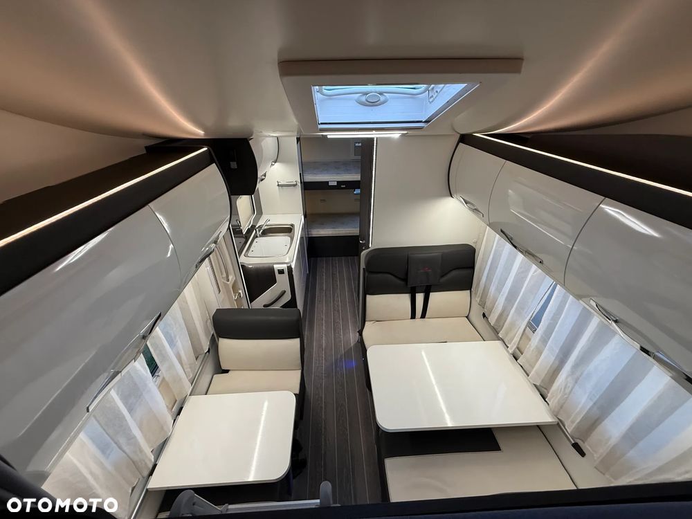 Roller Team 277 camper 7-osób kamper camper zamiana - 37