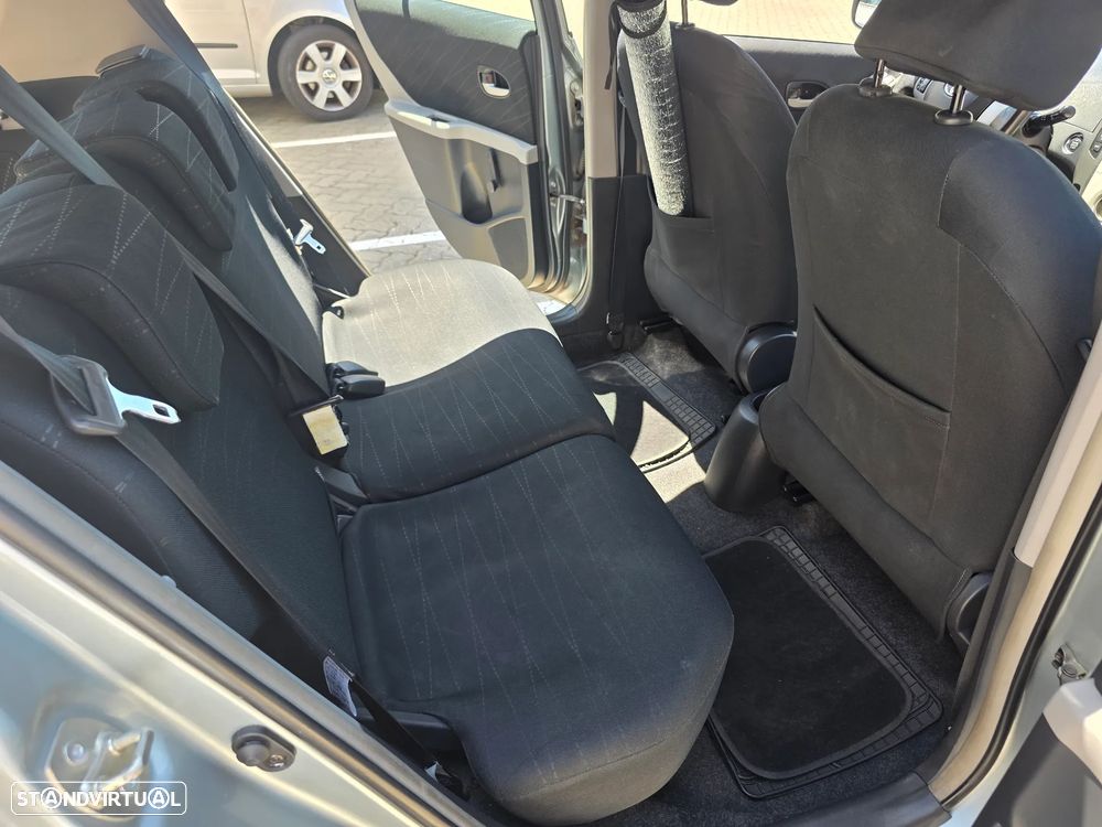 Toyota Yaris 1.0 VVT-i AC - 13