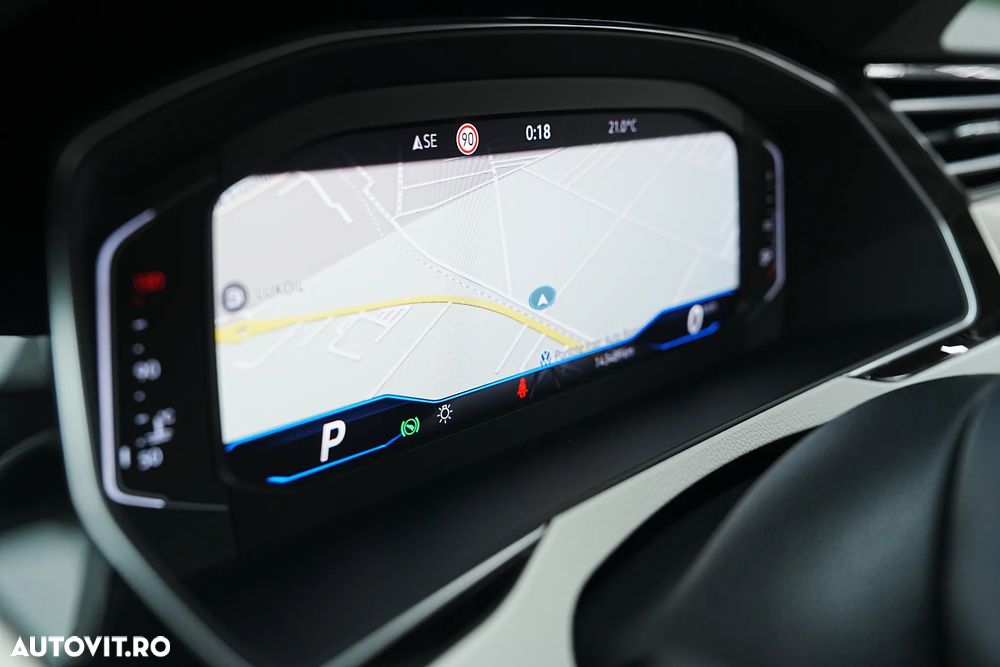 Volkswagen Passat 2.0 TDI DSG Highline - 26