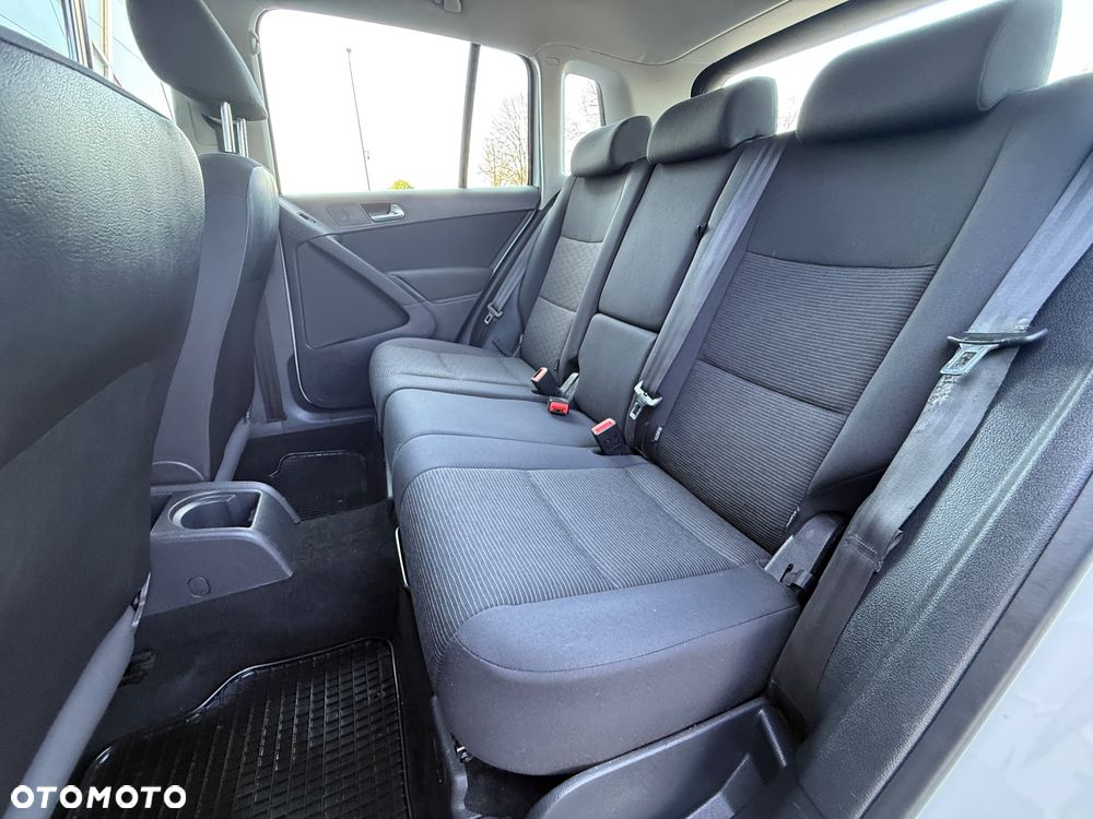 Volkswagen Tiguan 2.0 TSI 4Motion Trend & Fun - 23