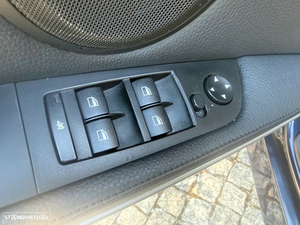 BMW 320 - 17