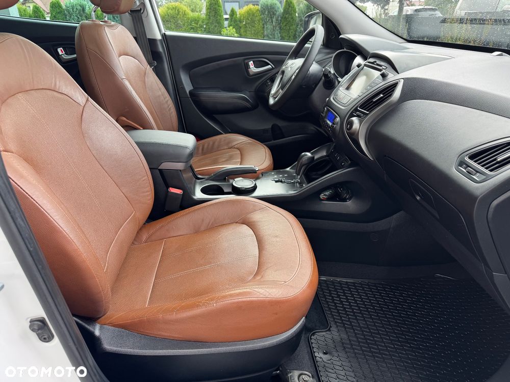 Hyundai ix35 1.7 CRDi 2WD Fifa World Cup Edition - 20