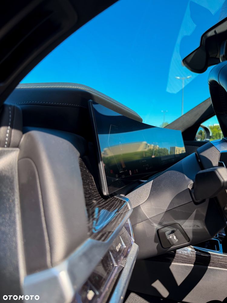 BMW Seria 7 730d xDrive mHEV - 18