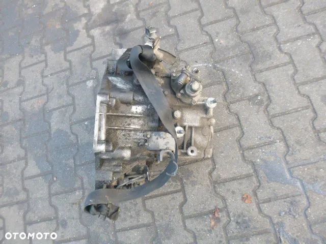 MANUALNA SKRZYNIA BIEGÓW MAZDA 6 2.0 CITD GD2 M#1 - 4