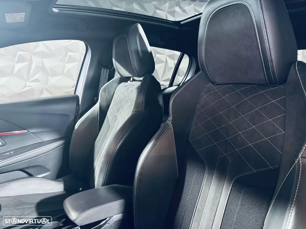 Peugeot 208 PureTech 130 GT Pack - 33