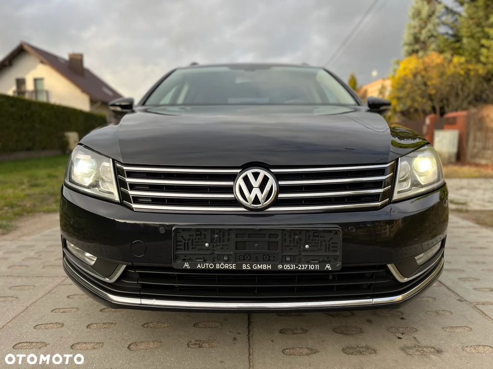 Volkswagen Passat Variant 2.0 Blue TDI DSG SCR Highline - 2