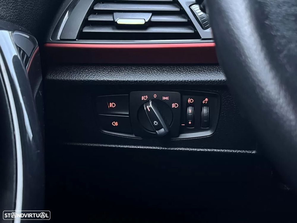 BMW 116 d EDynamics Line Sport - 24