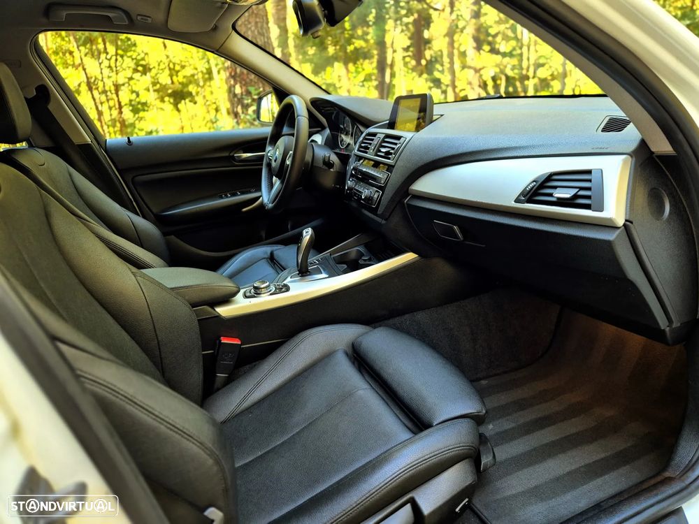 BMW 116 d Aut. Sport Line - 8