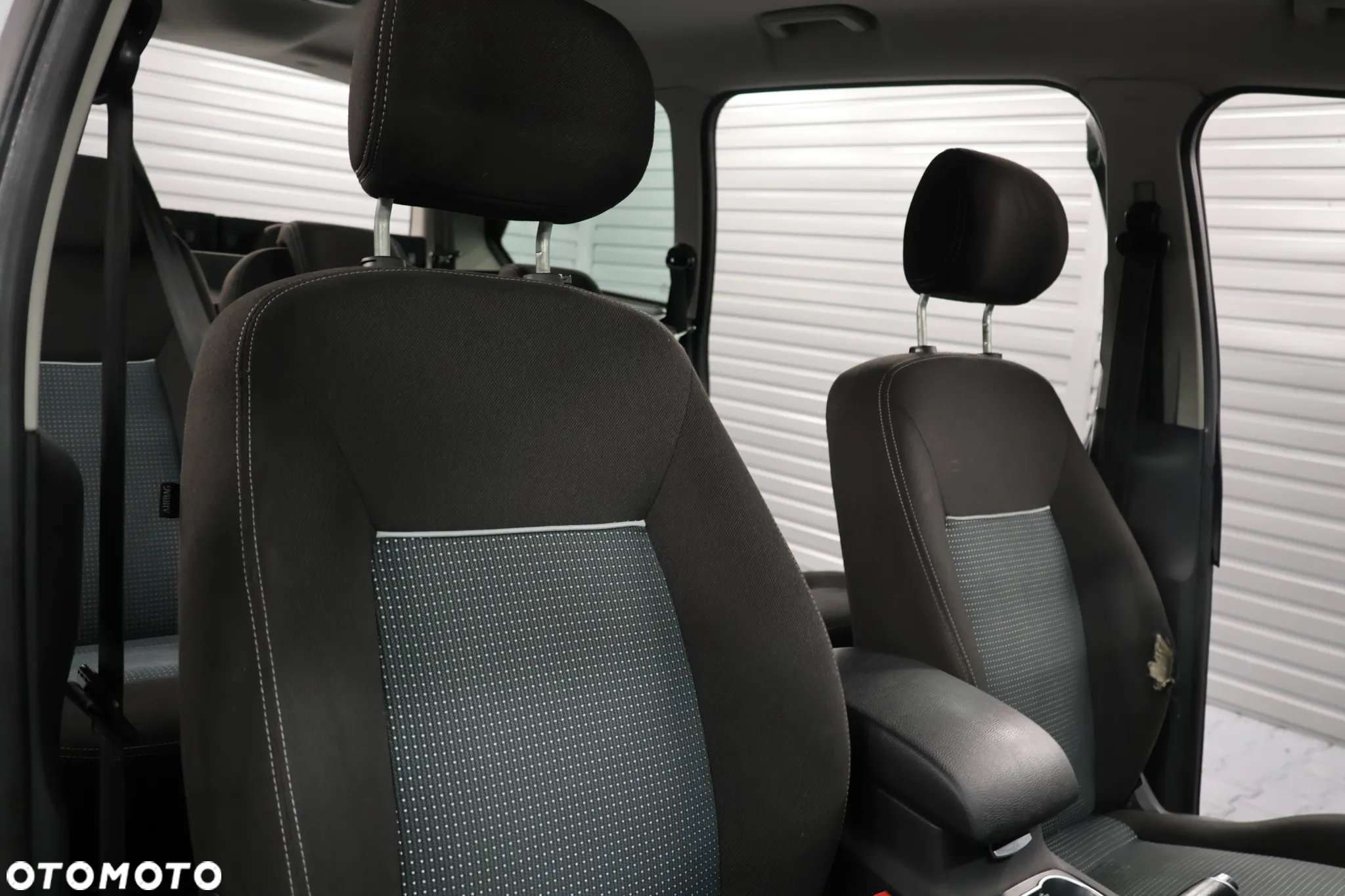 Ford Galaxy 1.6 T Trend - 13
