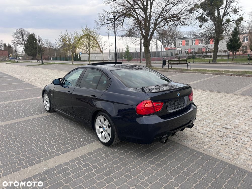 BMW Seria 3 320i Edition Sport - 7