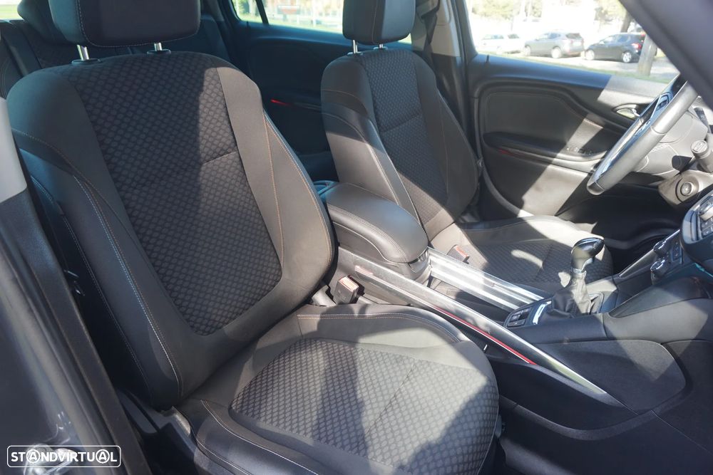 Opel Zafira 1.6 CDTi Cosmo - 21