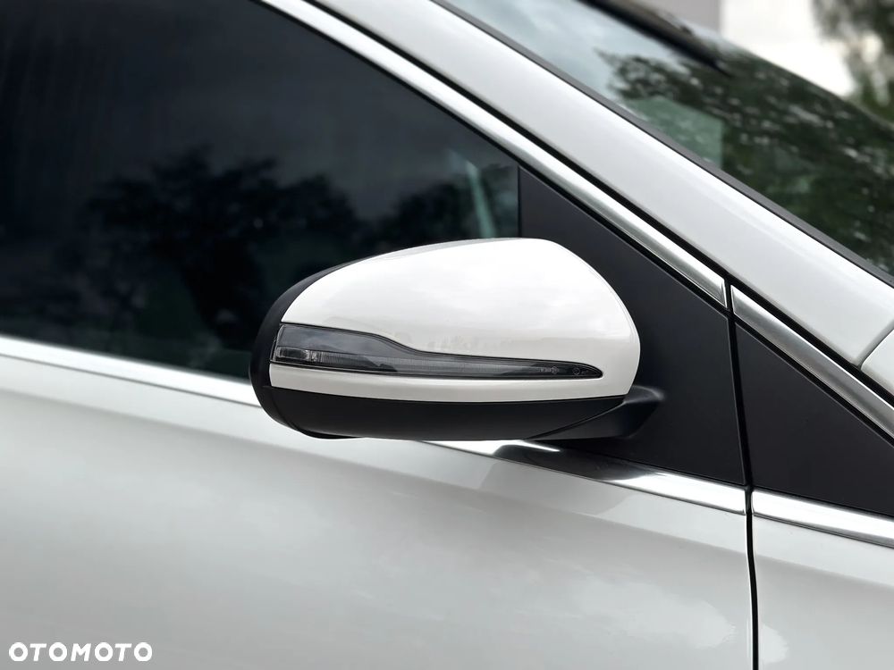 Mercedes-Benz Klasa B 200 d 8G-DCT - 36