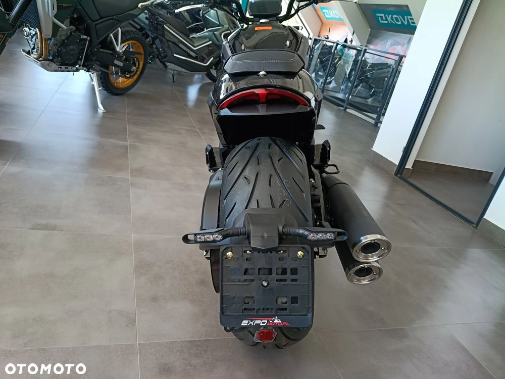 Morbidelli C1002V - 5