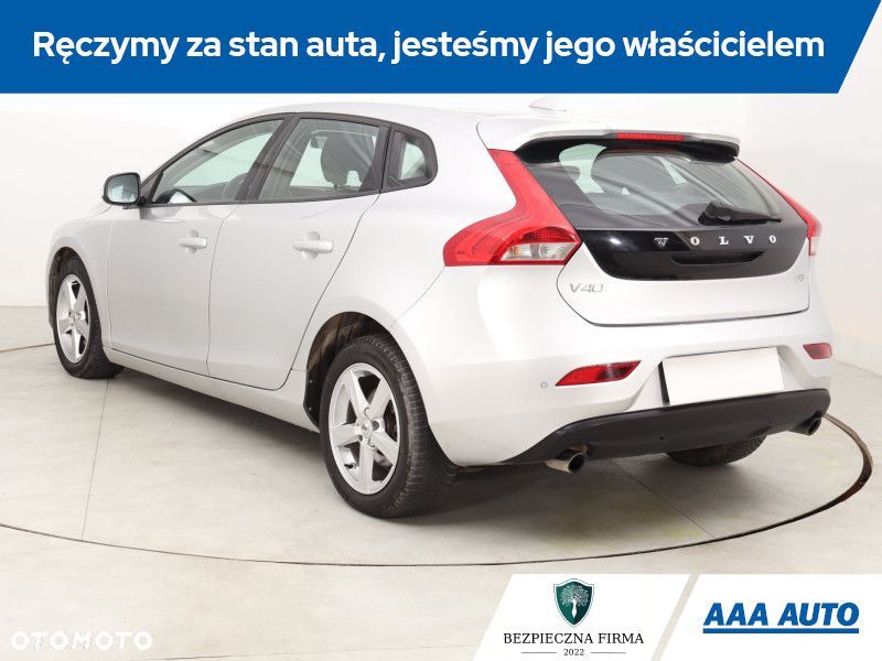 Volvo V40 - 6