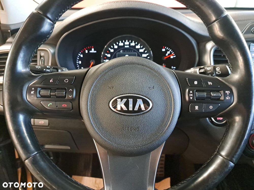 Kia Sorento - 30