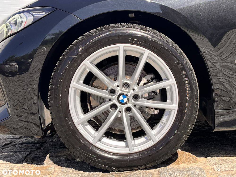 BMW Seria 3 320d xDrive - 13