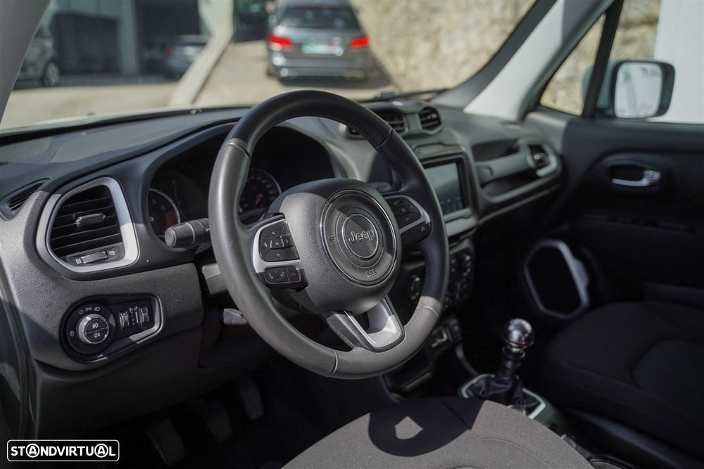 Jeep Renegade 1.0 T Longitude - 28