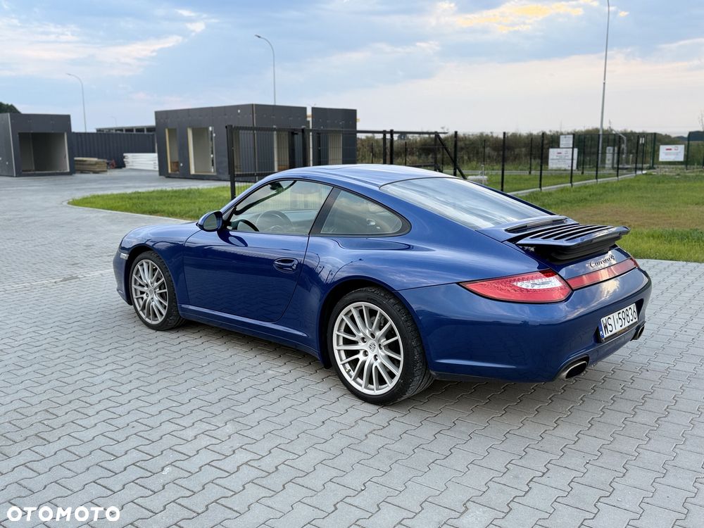 Porsche 911 - 4